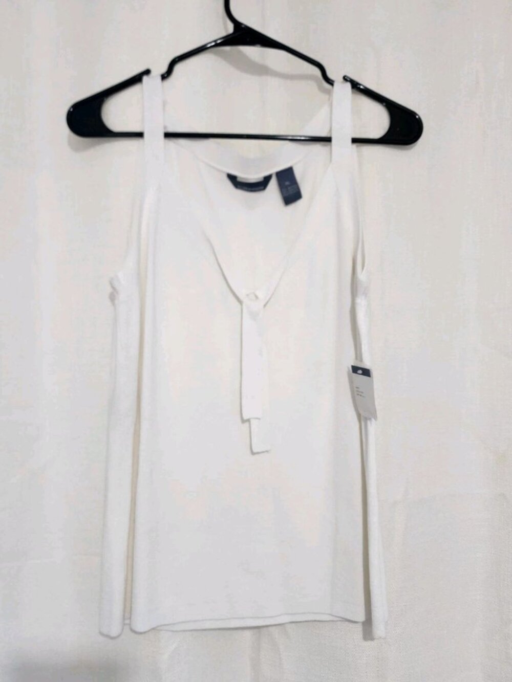 Women's Tank Top Sleeveless White Size XL NWT